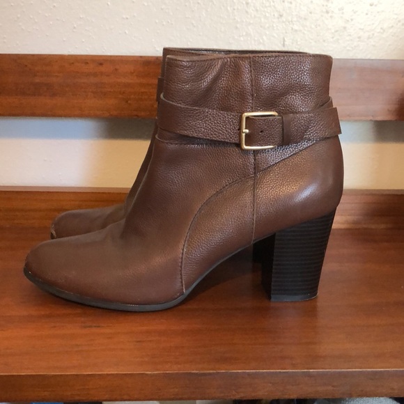 Cole Haan Signature brown ankle boots with buckle and side zip - Picture 4 of 8
